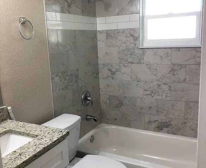 819 W Orange St — Photo 7