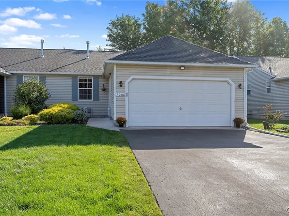 7006 Gray Fox Run, Liverpool, NY 13088