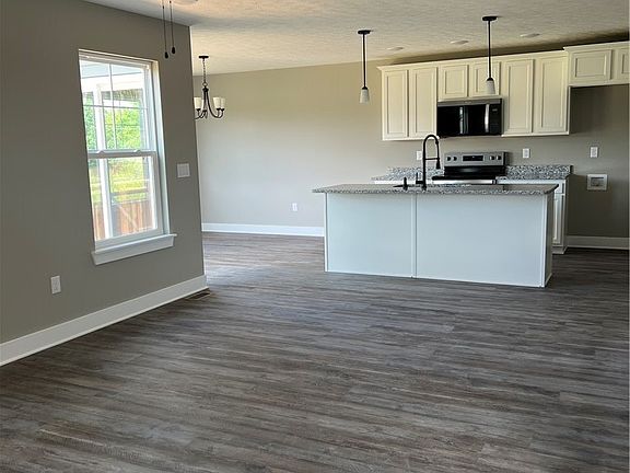3rd image of 5805 Ray's (6SV) Court