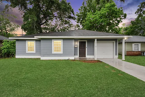 5118 Ditmas Ln Photo 1