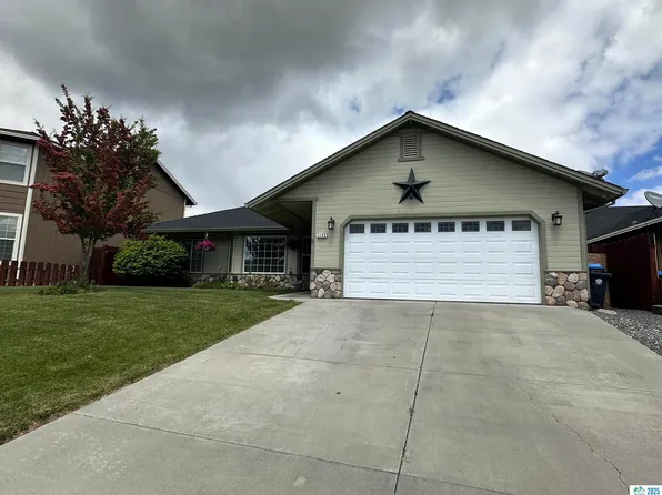 1145 Overlook Dr, Susanville, CA 96130