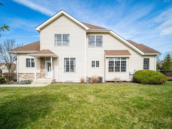 28 Alta Drive, Wappingers Falls, NY 12590