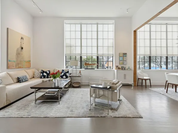 3 Chisolm St Unit 202, Charleston, SC 29401