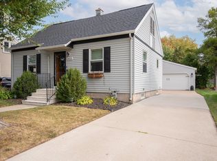 1410 Berger St, Oshkosh, WI 54902