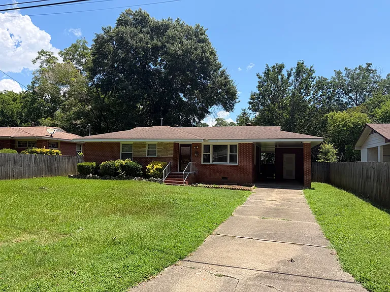 2302 Dorothy Ave — Photo 1