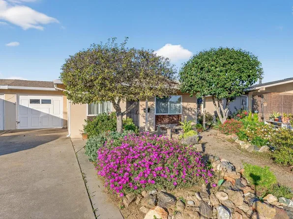 8 Carita Ct, Watsonville, CA 95076