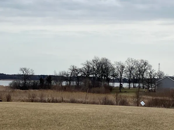 2755 Sheldon Rd, Grayslake, IL 60030