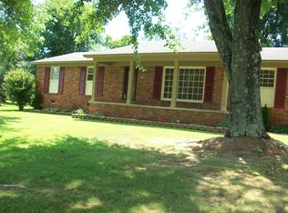 409 Mauldin Ave, Florence, AL 35634