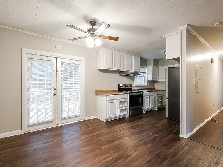 1165 Wisteria Dr SW — Photo 7