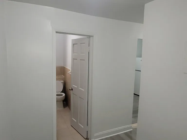 2376 Ryer Ave #B1 — Photo 5