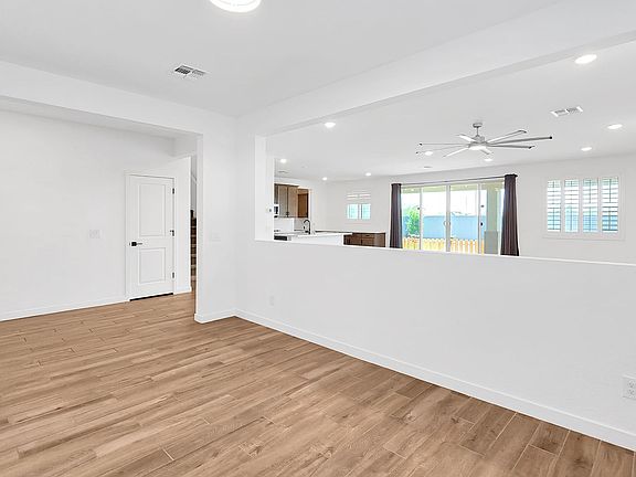 5th image of 27156 N 169th Dr