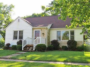 602 W Sycamore St, Ogden, IA 50212