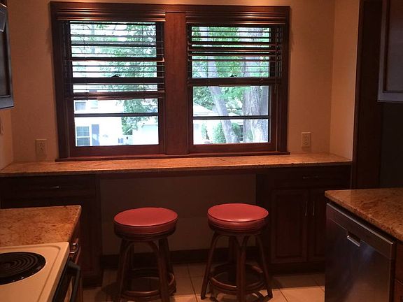 2nd image of 1135 Glenview Ave #1137
