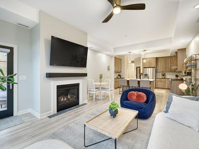 701 Linden St UNIT 105, Mendota Heights, MN, 55118
