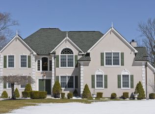 35 Farmbrook Rd, Sparta, NJ 07871