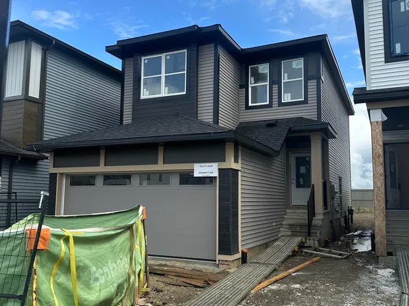 18015 73rd St NW, Edmonton, AB T5Z 0V8