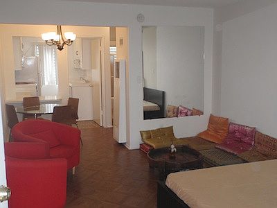 1st image of 1544 N Fuller Ave APT 9