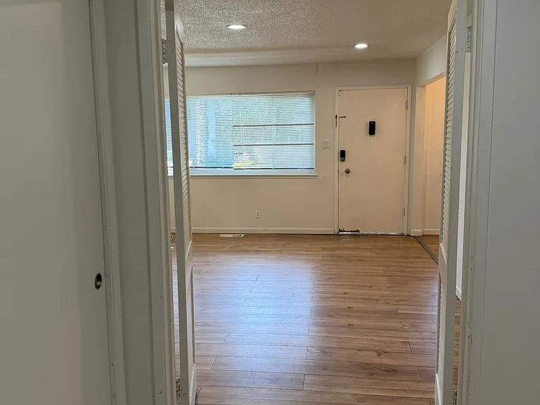 3239 Glendora Dr #1 — Photo 9