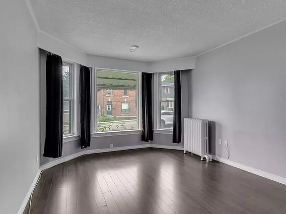 5th image of 89 Bay St #1