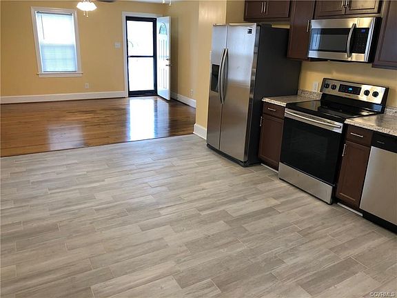 5th image of 130 N Fern Ave