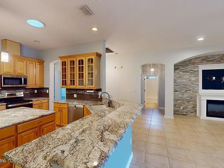 202 Casa Sevilla Ave — Photo 14