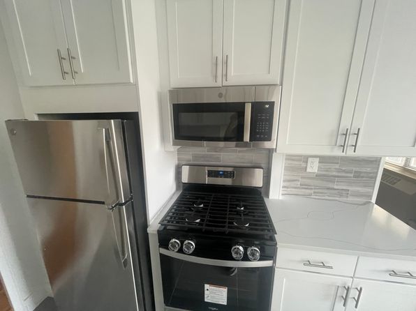 6104 183rd St #6H
