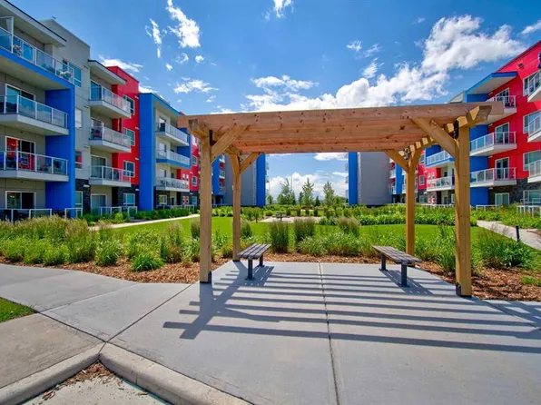 19489 E Main St SE #2214, Calgary, AB T3M 3J3