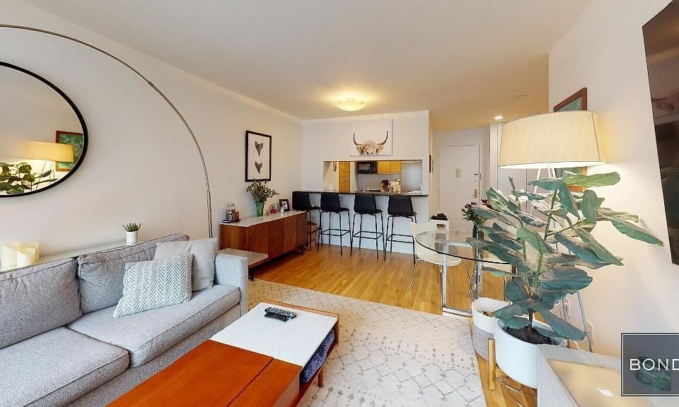 1st image of 414 W 54th St APT 3C