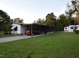 142 Wooten Rd, Crescent City, FL 32112