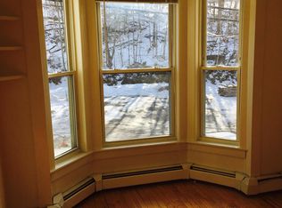 62 Main St, Enfield, NH 03748