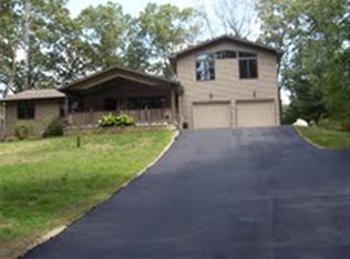 E10807 Delton Rd, Baraboo, WI 53913