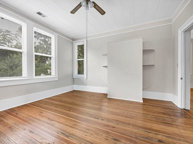 614 Heidt St — Photo 19