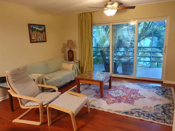 1901 Indian River Blvd, Vero Beach, FL