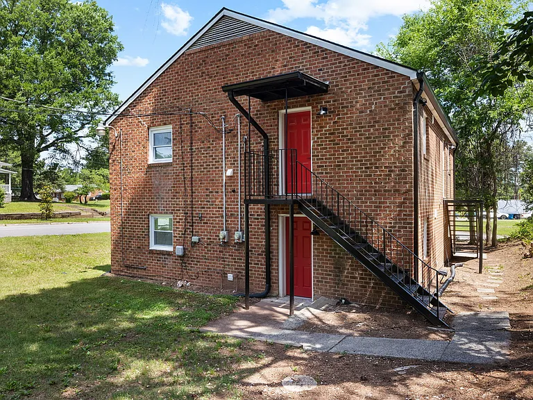 1828 Liberty St #2 — Photo 12