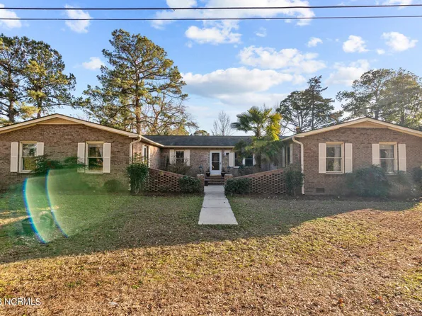 1805 Hartford Avenue, New Bern, NC 28562