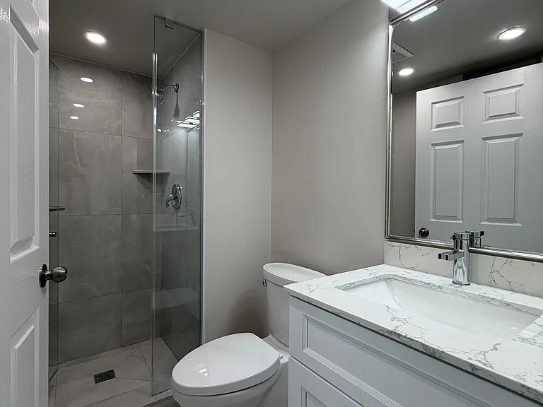 7 Lorraine Dr #612 — Photo 19