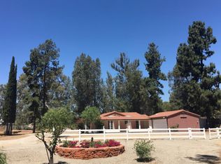 9839 Sunland Blvd, Sunland, CA 91040