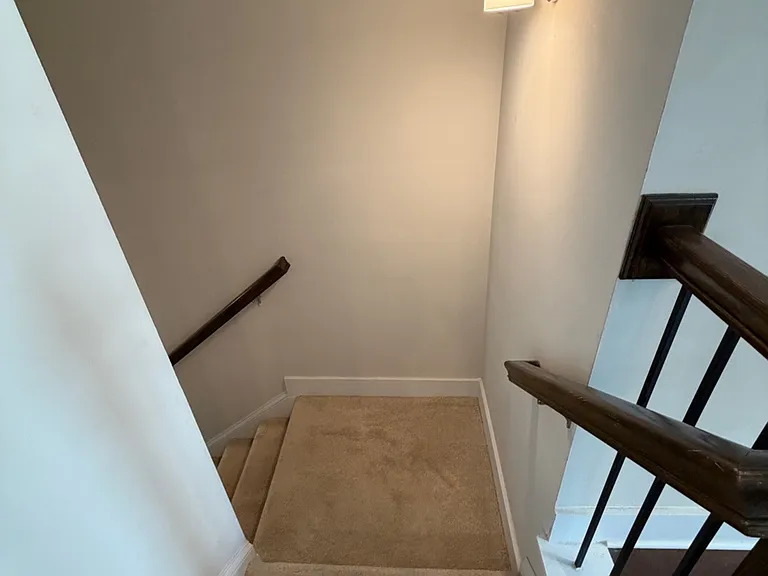 3782 Oxford Cir — Photo 31