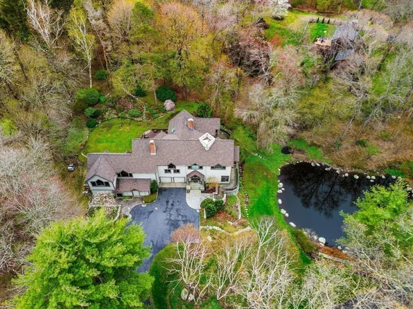 7 Northedge Rd, South Hamilton, MA 01982