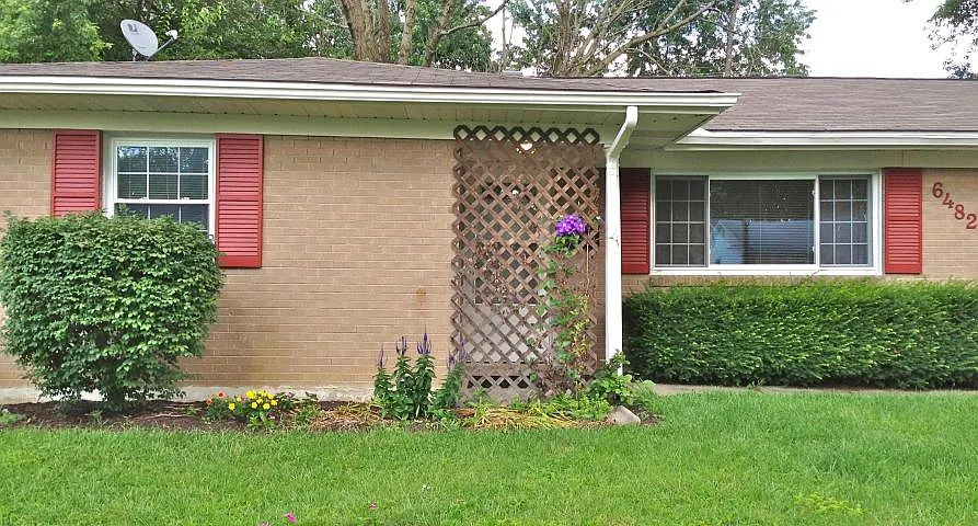 6482 Faircrest Rd photo 1