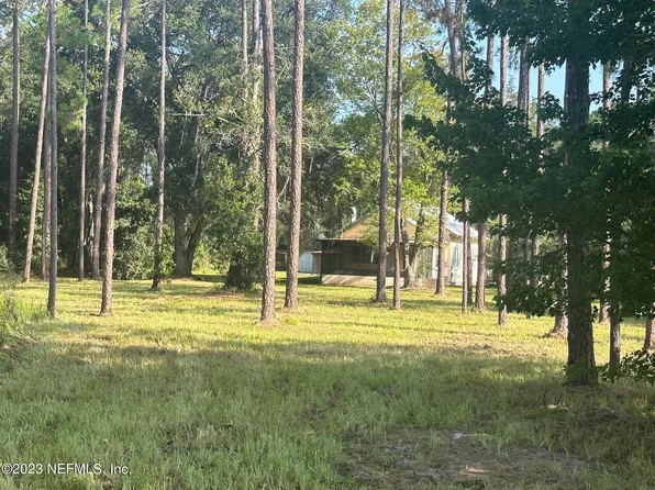 103 SCREEN Road, Interlachen, FL 32148