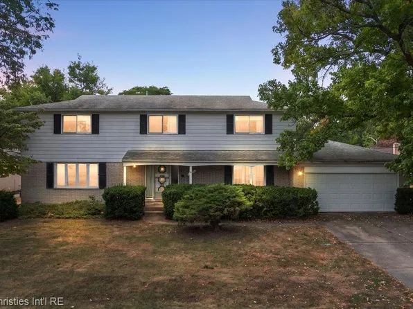 25475 Grand Concourse St, Southfield, MI 48075