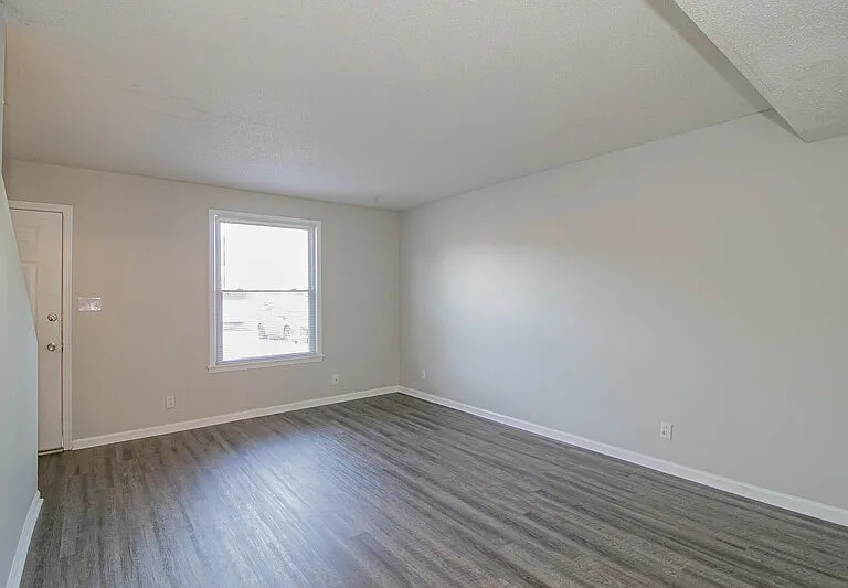 809B Golfview Pl — Photo 5