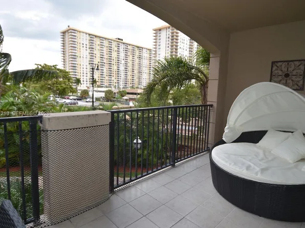 17150 N Bay Rd, Sunny Isles Beach, FL