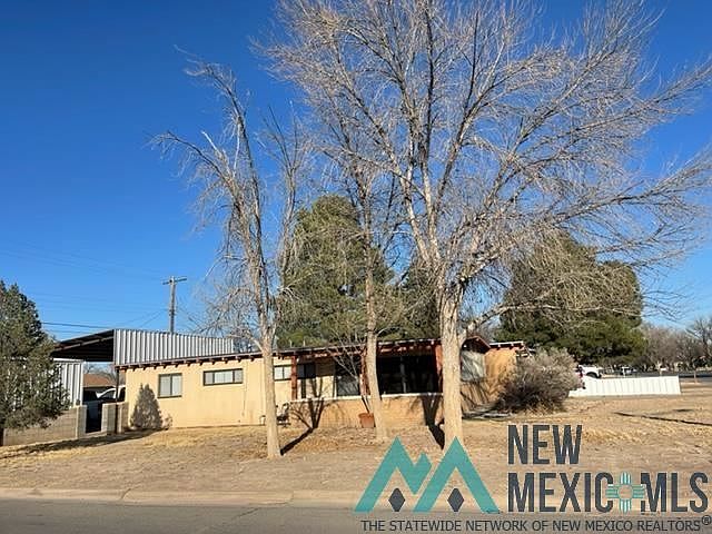 1st image of 1010 W Hermosa Dr