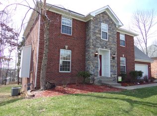 2110 Prestwick Dr, La Grange, KY 40031