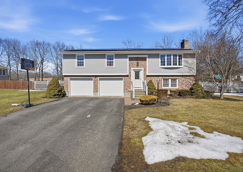 1st image of 138 Elmar Dr