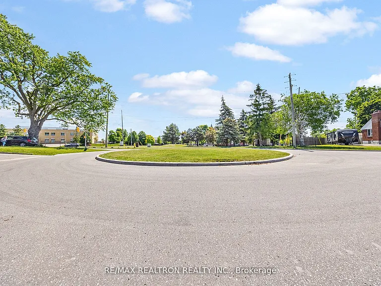 14 Grassmere Ct — Photo 28