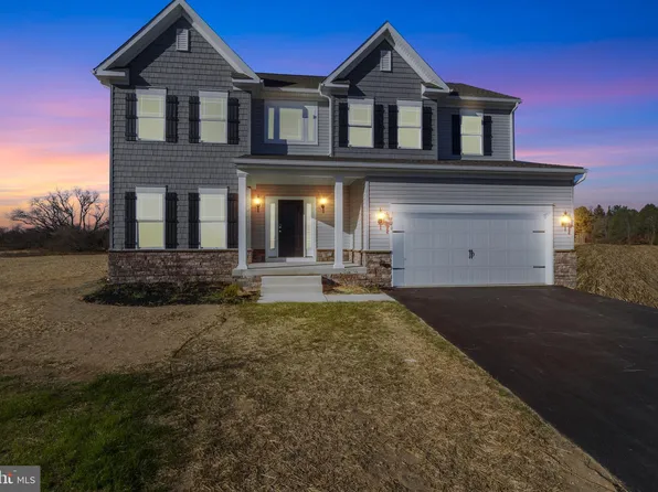 120 Buena Dr, Vineland, NJ 08360