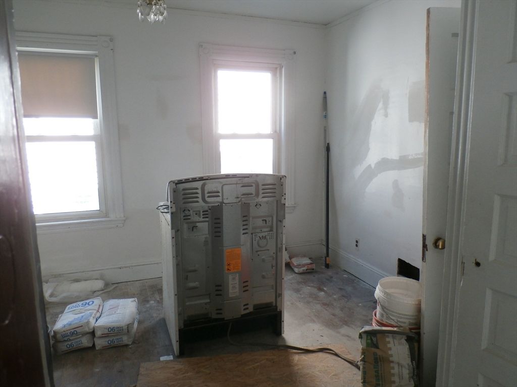 19 Stevens St, Malden, MA - More
